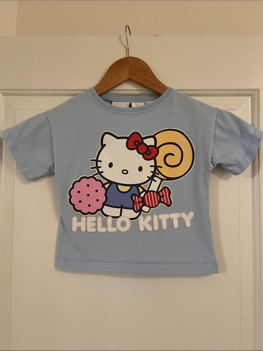 Zara Kids Hello Kitty Light Blue Tee with Candy Graphic School Play date Park